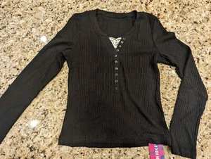 Women Graphic Crop Tops Button Up Long Sleeve Henley Shirts Slim Fit Ribbed L - Picture 1 of 13