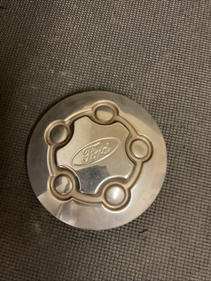 Ford Ranger 2003 tapa central de rueda Foto 1 de 2