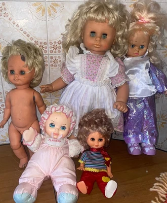 LOTTO  5   BAMBOLE   VINTAGE  - Immagine 1 di 3