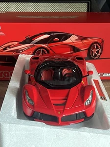 Burago signature 1 18 Ferrari La Ferrari Red LaFerrari Burago Miniature - Foto 1 di 8