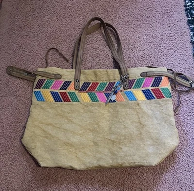 Bolso de hombro grande Lucky Brand Denim con cabeza de flecha Foto 1 de 4