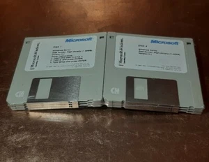 Vintage Microsoft Windows Version 3.1 on 3.5" Floppy Disk NEW SEALED Rare HD G11 - Picture 1 of 8