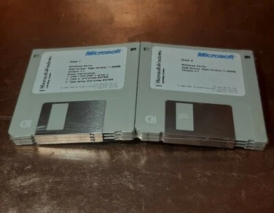 Vintage Microsoft Windows Version 3.1 on 3.5" Floppy Disk NEW SEALED Rare HD G11 - Image 1 of 4