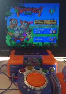 VTech Vsmile tv learning system lot 1 Console 1 controller 12 games works fine - Picture 1 of 2