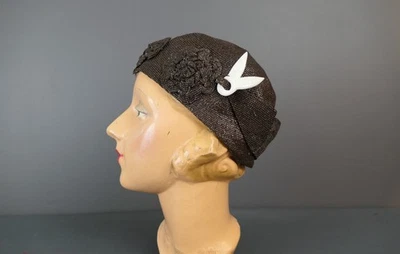 Vintage 1920s 1930s Brown Straw Cloche Hat with White Plastic Leaves, by Carola - Image 1 of 4