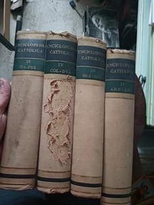 Enciclopedia Cattolica I Volumi Esposti Come Da Foto - Foto 1 di 4