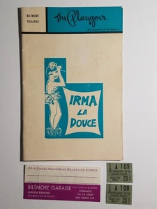 1962 Biltmore Theatre, The Playgoer, Irma La Douce, con bigliettini - Foto 1 di 15