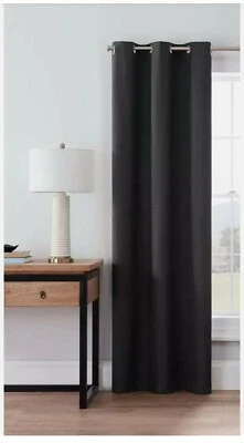 Panel de cortina opaco aislante negro carbón Windsor Eclipse 42" x 63" Foto 1 de 2