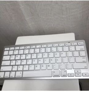 Clearance Omotion Wireless Keyboard- New Open Box - Nice! - Picture 1 of 4