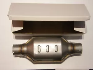 2 1/4" Inch (57mm) Metal High Flow Catalytic Converter - 300 Cell - Picture 1 of 5