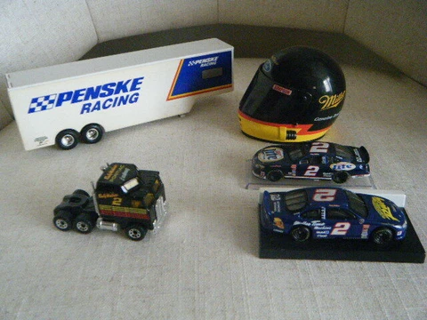 RUSTY WALLACE #2 1:64 LOT TRACTOR TRAILOR 1/4 HELMET SIMPSON 1ST EDITION LIMITED Cover
