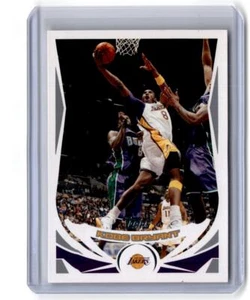 2004-05 Topps 1st Edition #8 Kobe Bryant - Picture 1 of 2
