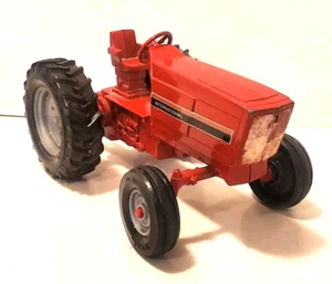 Vintage ERTL International Harvester Farm Tractor Red As Is - Picture 1 of 8