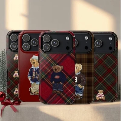 Linda funda a cuadros para teléfono de peluche con diseño navideño vintage de oso de Navidad Foto 1 de 4