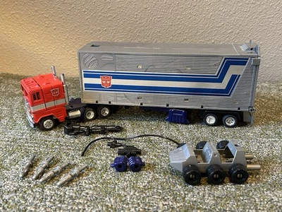 Transformers g1 Original Optimus Prime Complete Bloated Metal Gray Version - Image 1 of 4
