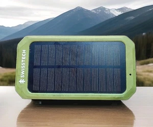 Swiss Tech 31655 20000 mAh Wireless Power Bank, Solar Charging Pad & Flashlight! - Picture 1 of 5