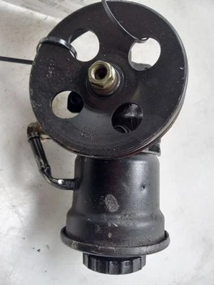 95-01 TOYOTA TACOMA 2.4L RWD AT POWER STEERING PUMP  - Image 1 of 4