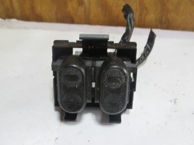 05 CHRYSLER PT CRUISER INTERRUPTOR VENTANA ELÉCTRICA PASAJERO DERECHO R Foto 1 de 3