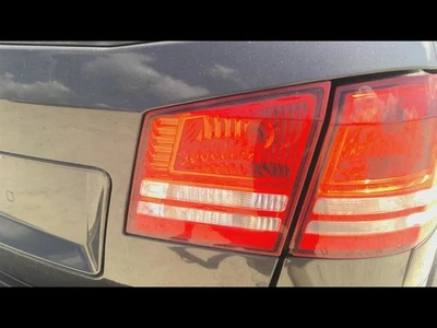 Luces traseras incandescentes Dodge Journey 2009-20 derecha pasajero 4806368AF  Foto 1 de 4