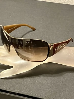 Versace MOD. Gafas de sol 2057 Shield - marrón/dorado - hechas en Italia - vintage Y2K Foto 1 de 4