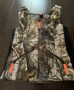 SHE SAFARI OUTDOORS Insulated C4 WOMENS HUNTING VEST REALTREE CAMO Size Small - Picture 1 of 18