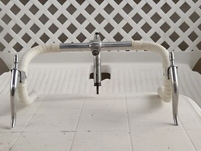 Manubrio Completo 3ttt Con Pipa E Leve Universal Per Bici Corsa - Immagine 1 di 4