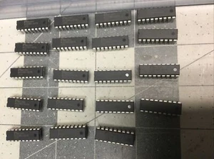 LOT OF 19 - MIC2981/82YN Micrel DRIVER ARRAY HV/HC 8-Channel DIP18 (V24) - Picture 1 of 5