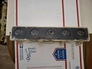 Jeep Wrangler YJ 87-91 Center Gauge Cluster Oil Fuel Clock Temp Volt PARTS #5 - Picture 1 of 5