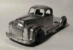 Hubley Kiddie-Toy 460 Ford Stake Truck 1940s for restoration - Picture 1 of 12