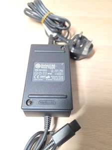 Fuente de alimentación original Nintendo GameCube - DOL-002 (UKV) - Imagen 1 de 3