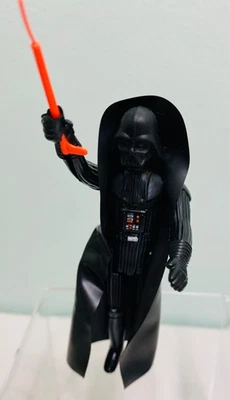 Figura de colección Darth Vader Star Wars 1977 capa + sable de luz completo casi como nuevo Foto 1 de 4