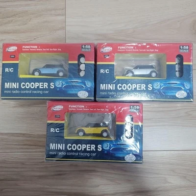 MINI COOPER S 1:58 Mini Radio Control Car Set de 3 - Imagen 1 de 4