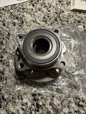 Conjunto de buje de cojinete de rueda delantera izquierda o derecha para Toyota Rav4 Mirai Scion TC Foto 1 de 4