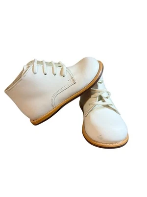 Zapatos con cordones Josmo First Walker de cuero blanco talla 7 para bebés/niños pequeños LEER Foto 1 de 4