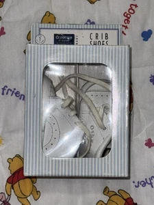 Oshkosh B’Gosh Baby Cub Crib Shoes Size 1 White Baby Shoes - Picture 1 of 5