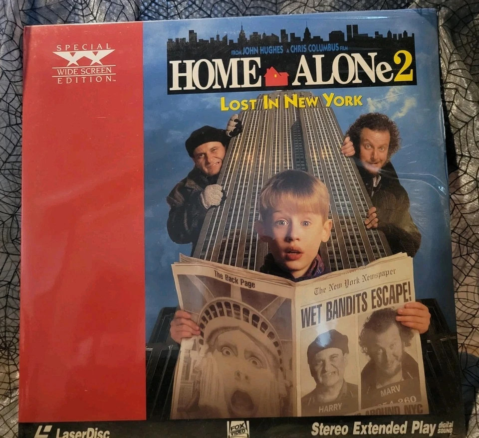 Home Alone 2 Lost in New York Laserdisc 1993 Widescreen Christmas SEALED - Image 1 of 2