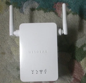 Netgear WN3000RP Universal WiFi Range Extender Extend wireless network coverage - Picture 1 of 3