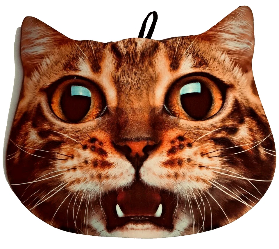 Large Cat Face Mask 43 cm x 38 cm - Image 1 of 4