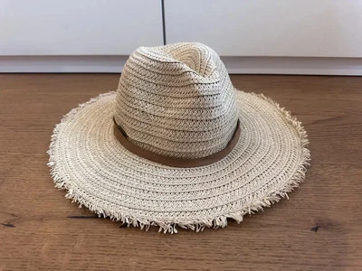  Billabong Billabong Sombrero de Paja Sombrero de Panamá Sombrero Denso Foto 1 de 4