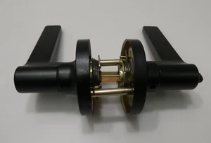 Gainsborough TradePro Adel Entrance Lever Lock Set - Matt Black - Picture 1 of 5