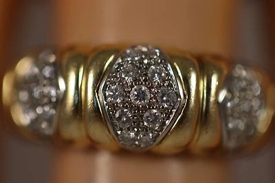 ANILLO PESADO ITALIA ORO AMARILLO BLANCO 18K DIAMANTES PIEDRAS PRECIOSAS HALO RACIMO DE FLORES 7.5 Foto 1 de 4