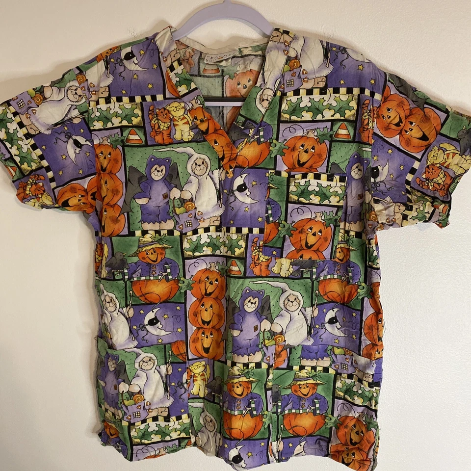 Peaches Scrub Top Medical Uniform Halloween Cats Large - Image 1 of 4