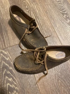 Brown Leather Clarks Originals Wallabee Womens Size 6 M - Picture 1 of 10