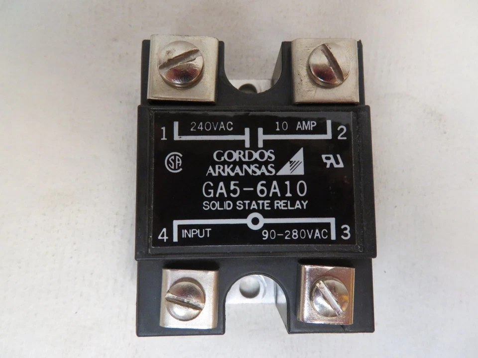 RELÉ GORDOS ARKANSAS GA5-6A10 GA56A10 240 VAC 10 A AMP Foto 1 de 4