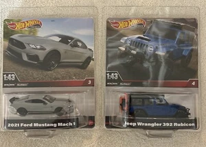 Hot Wheels Premium Maßstab 1:43 Ford Mustang & Jeep Wrangler in Sammlerkoffern! - Bild 1 von 2