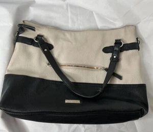 Jessica Simpson Large Women's Shoulder Bag Handbag Black Cream Silver Accent - Picture 1 of 8