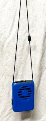 Ventilador de collar O2COOL Deluxe personal fresco manos libres que funciona con pilas portátil Foto 1 de 3