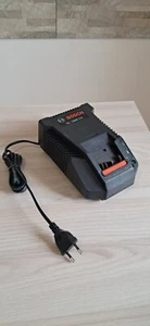 Caricabatterie BOSCH AL 1860 CV per batterie 14,4v / 18v corrente di carica 6Ah - Imagen 1 de 1