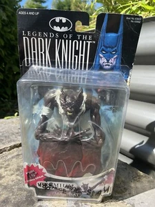 LEGENDS OF DARK KNIGHT BATMAN MAN-BAT ATTACK WINGS 1997 KENNER `PREMIUM SERIES - Picture 1 of 5