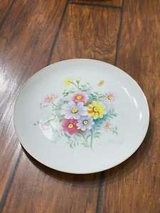 Decorative Floral Plate Japan - Picture 1 of 6